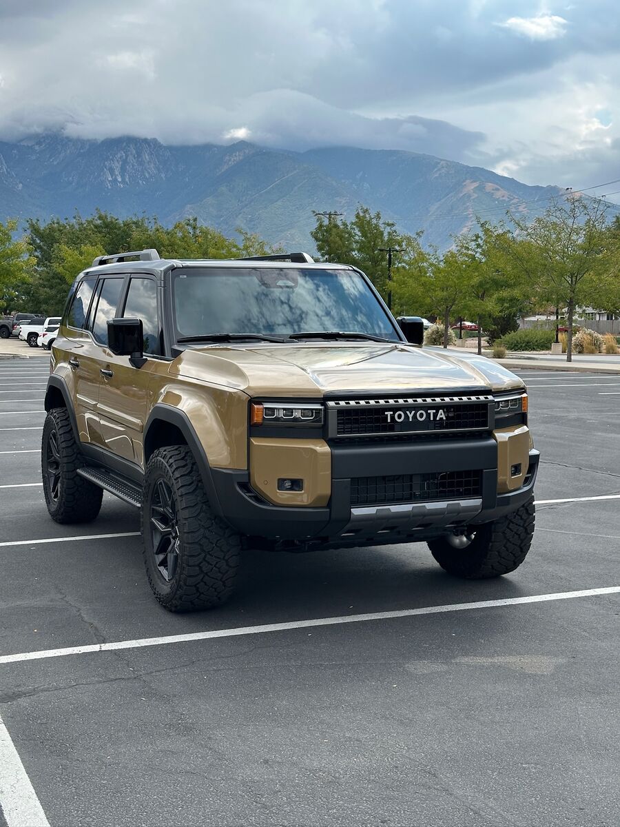 2025 Toyota Land Cruiser Base