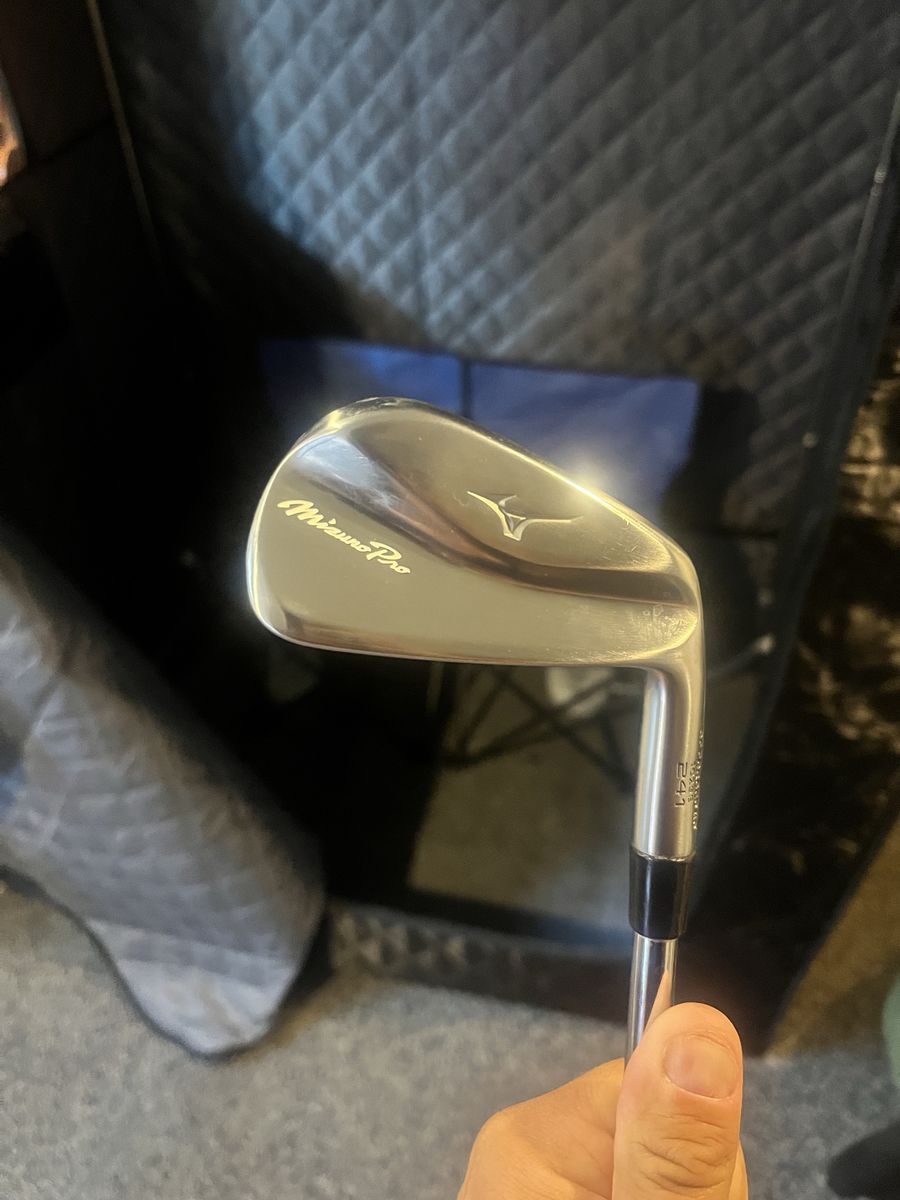 Mint Mizuno 241 irons. 3-PW.