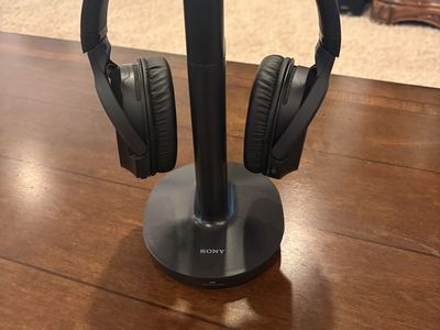 Sony WH-RF400 Wireless RF Headphone System with Charging Dock, Black