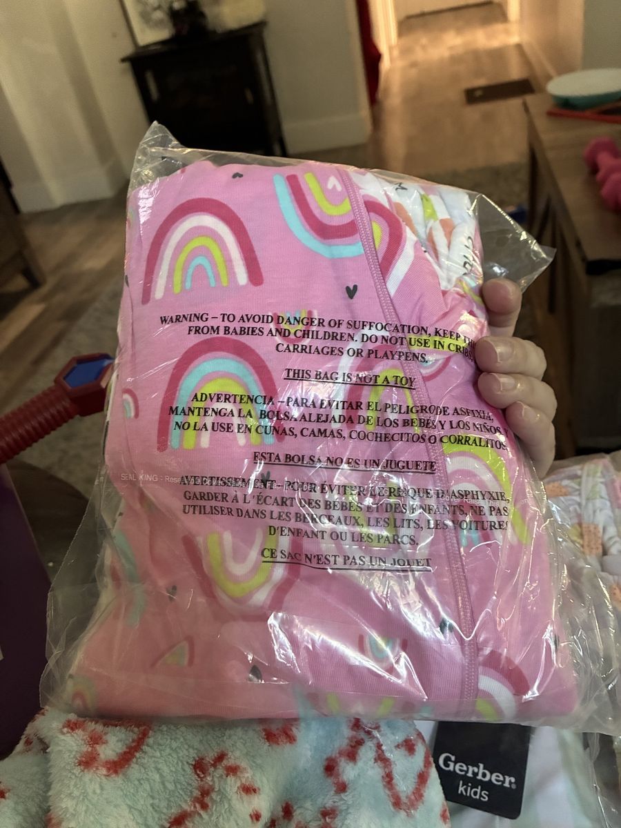 New Lovedbaby Pink Rainbow Striped Sleeper Pajamas for Baby Girl - Size 0-3 Months with Zipper Closure