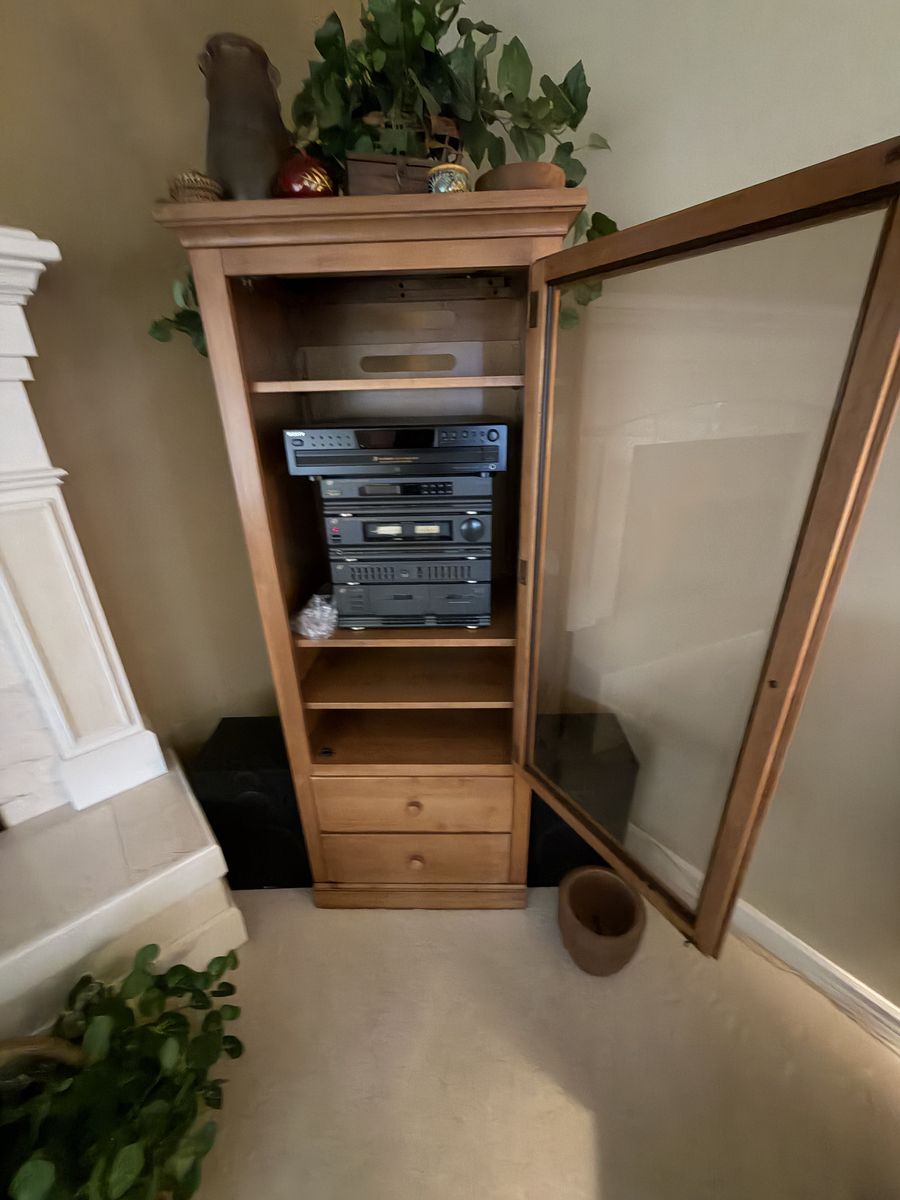 Wood cabinet