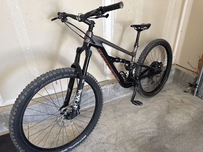 Polygon Siskiu T8 Full Suspension Mountain Bike - Size XL, Fox Suspension