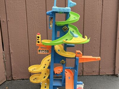 Fisher Price Little People City Skyway Car Track Tower