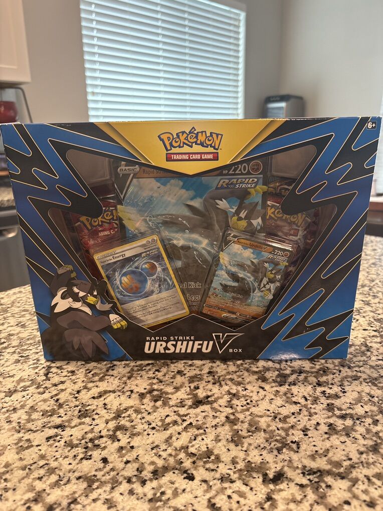 Pokemon rapid Strike Urshifu V Box Sealed