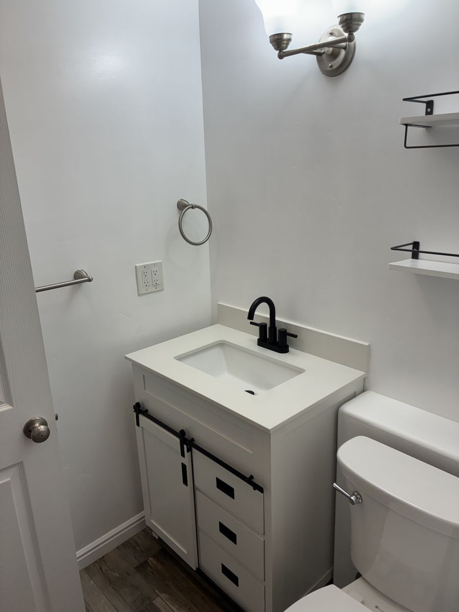 Main image 12