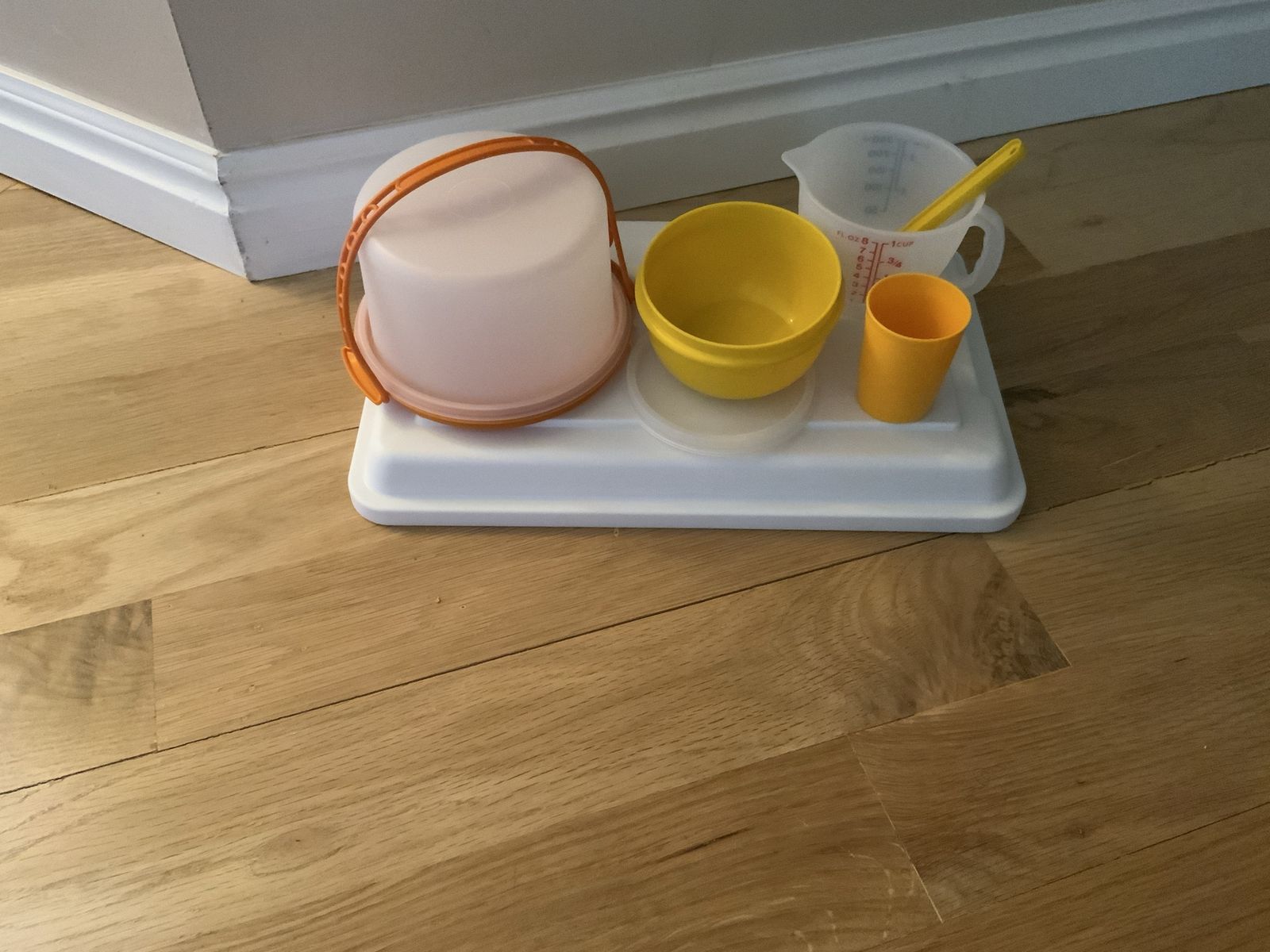 Main image 4