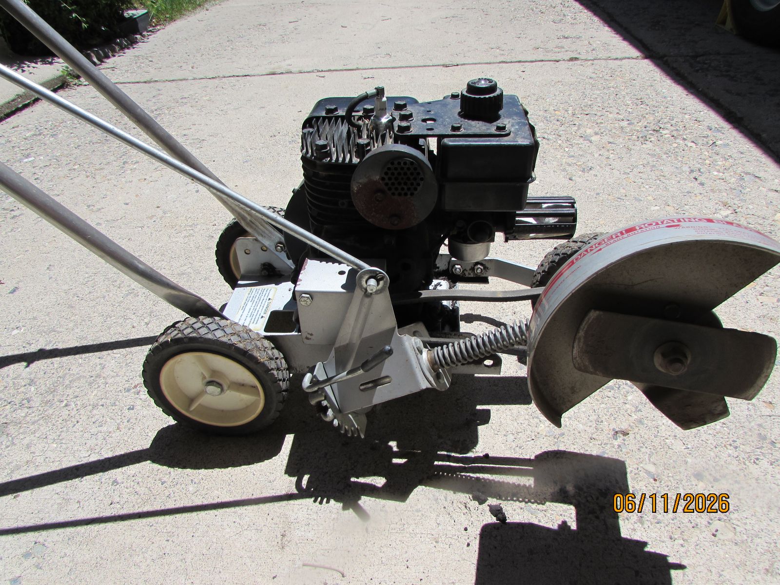 Craftsman Gas Powered Lawn Edger/trimmer