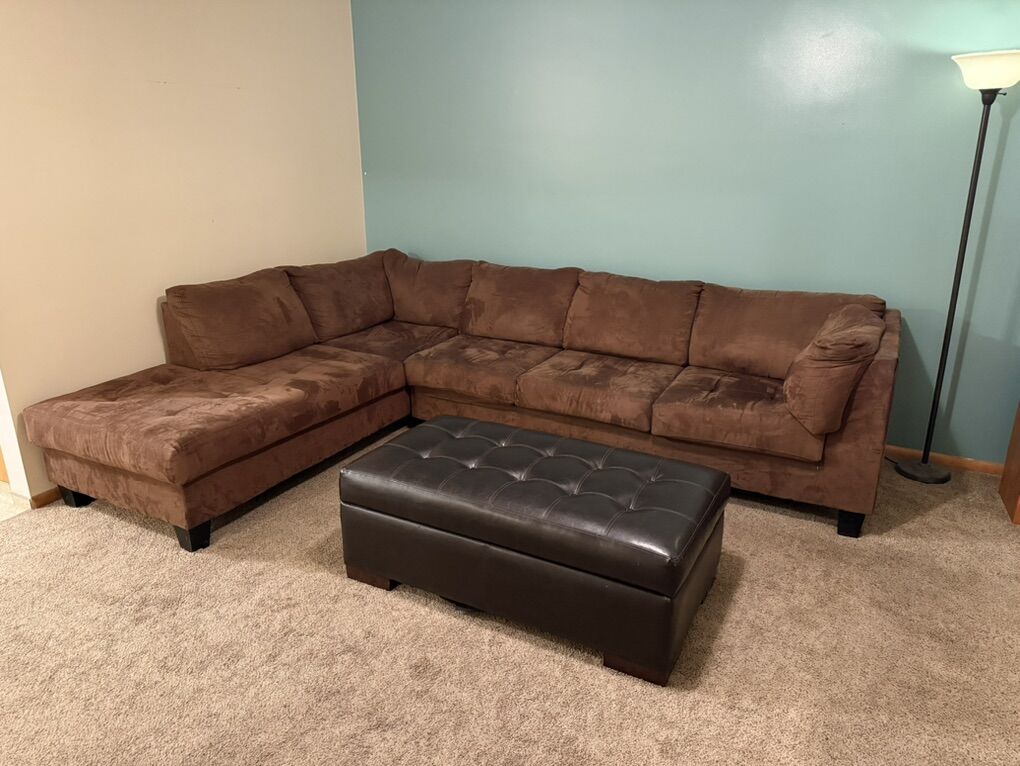 Neutral Sectional + Storage Ottoman - $550