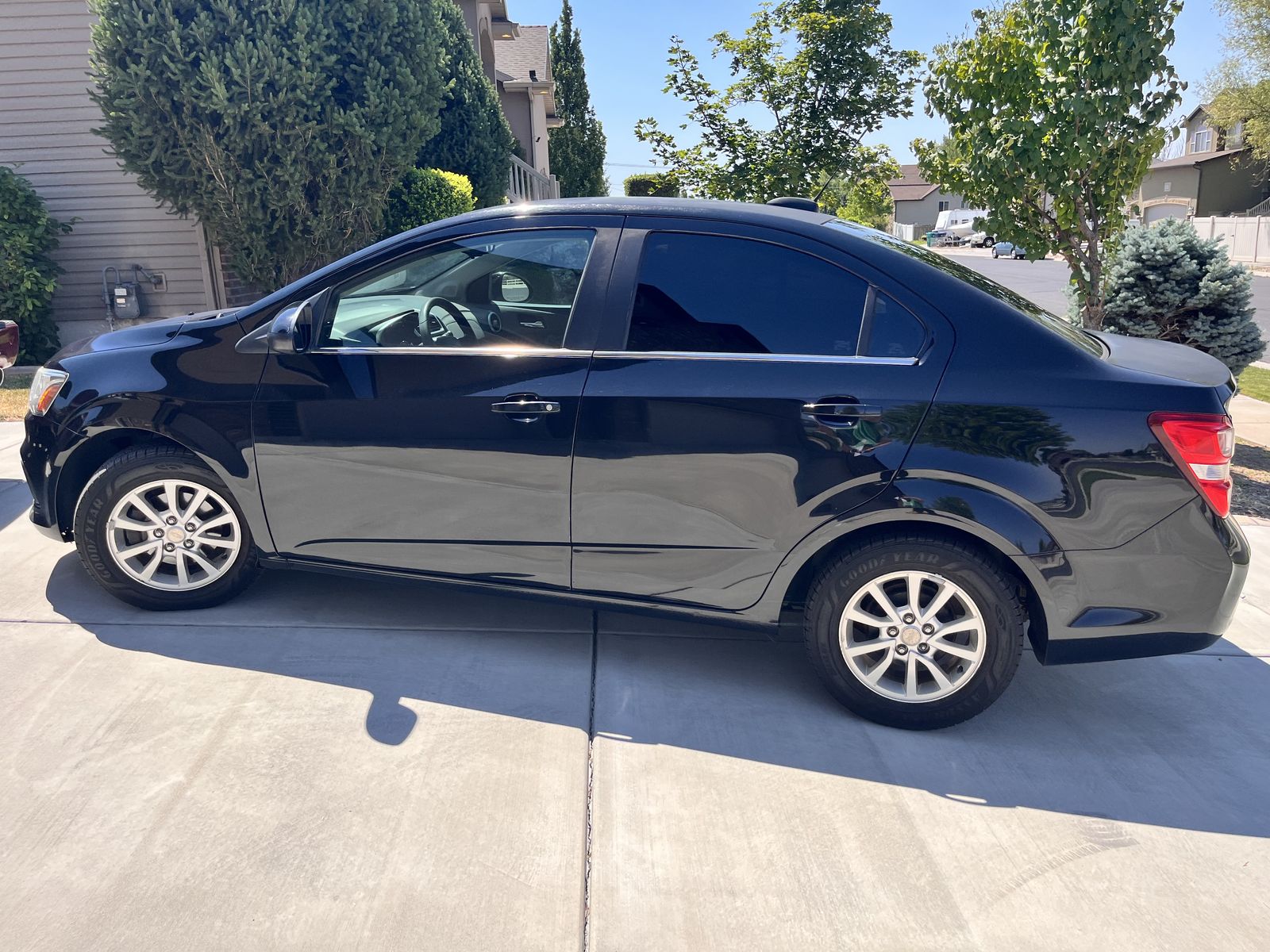 2017 Chevrolet Sonic LS