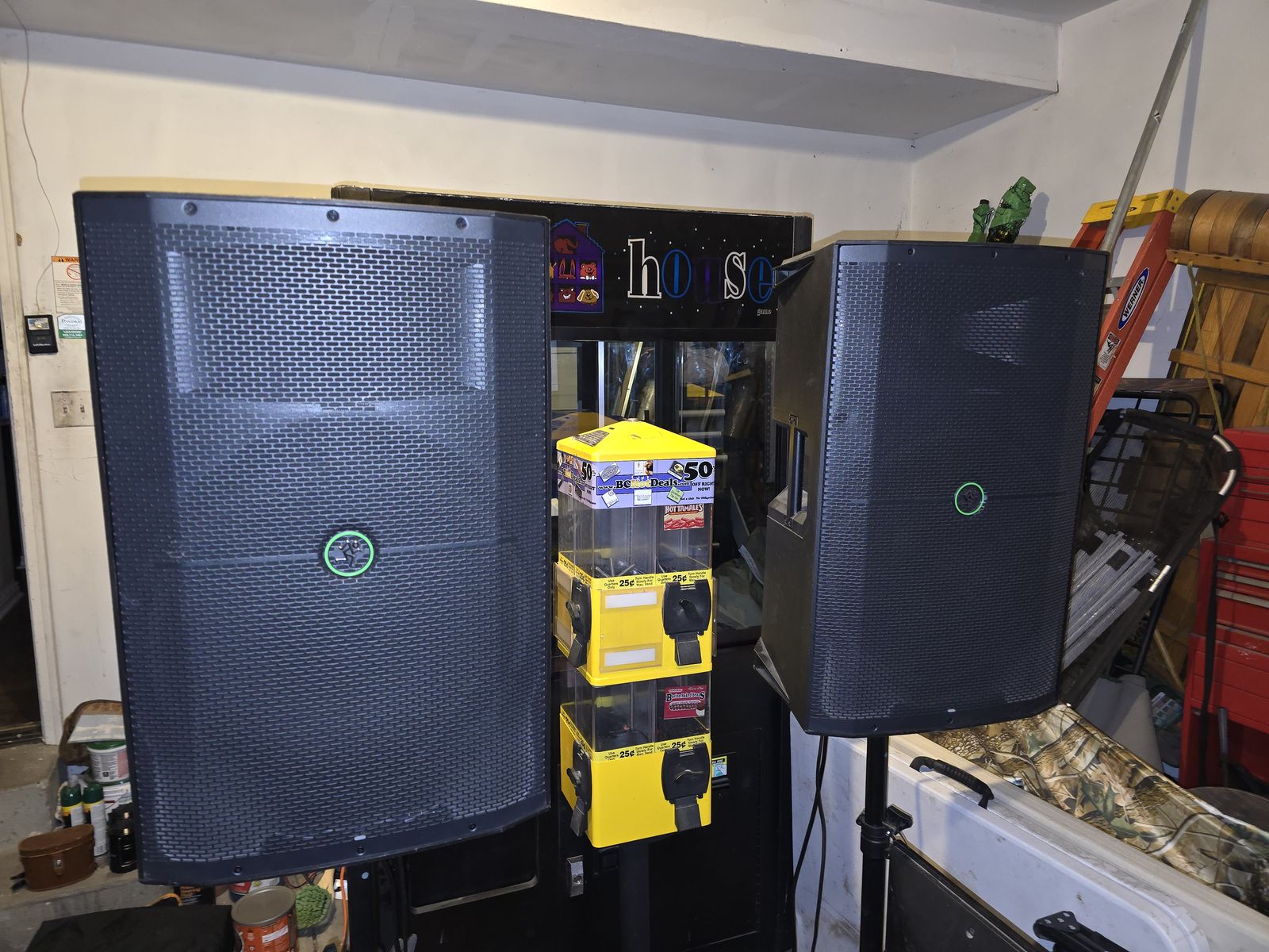 (2) Mackie Thump215 15" 1400w Powered DJ PA Speakers+Stands+Cables+Bag Thump 215