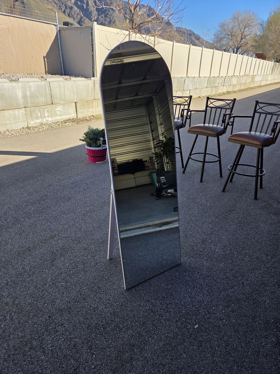 Modern Arched Full-Length Floor Mirror great condition