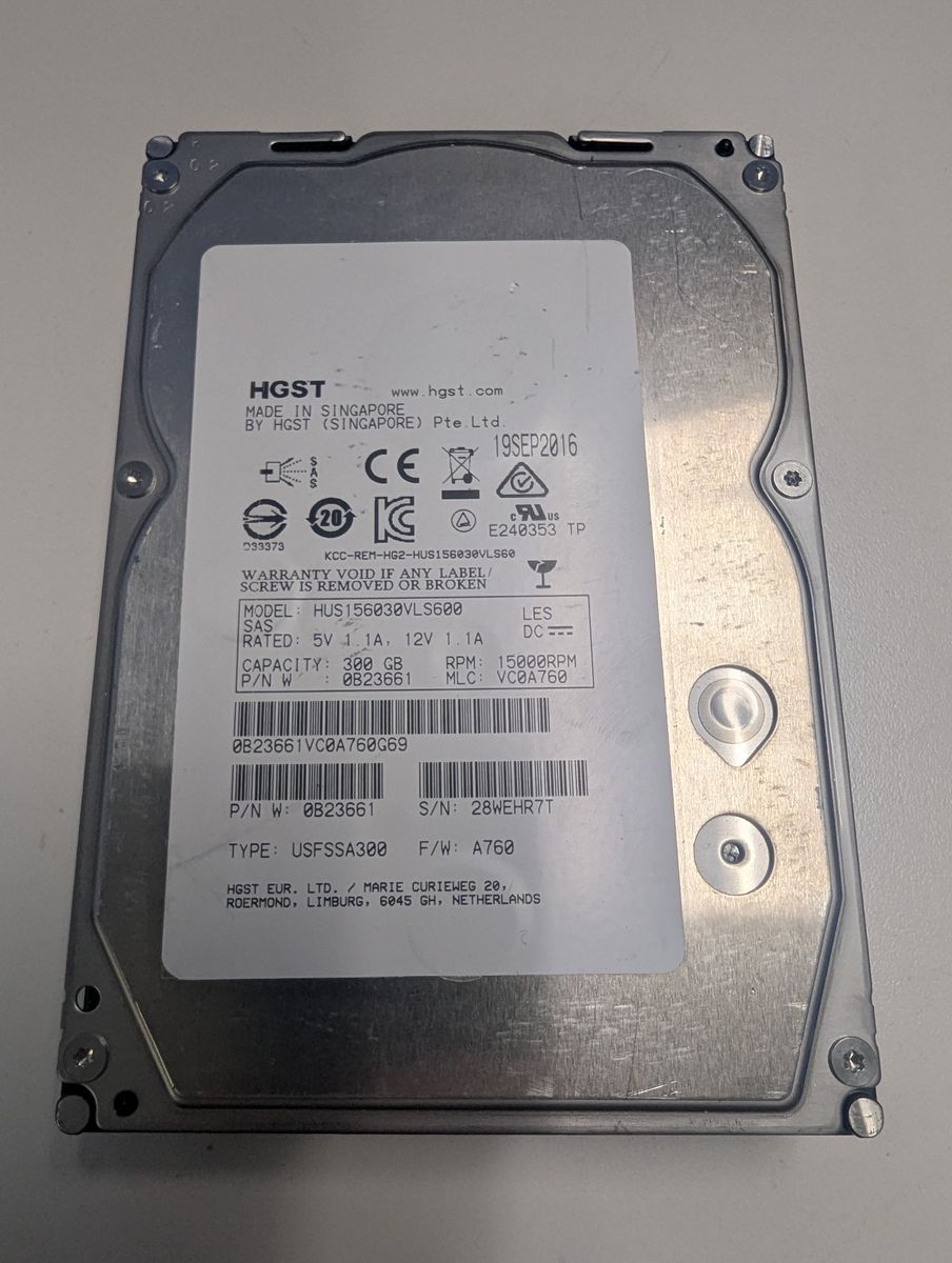 HGST 0B23661 300GB 15k RPM 3.5" SAS Server Hard Drive HUS156030VLS600