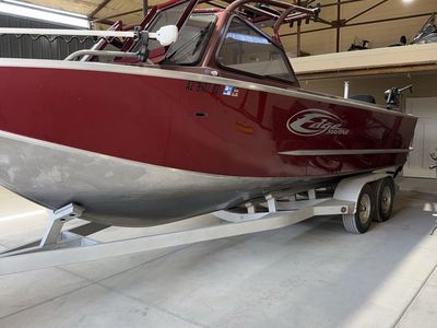 2018 Edge marine fishing boat