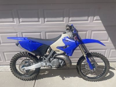 2016 YZ250