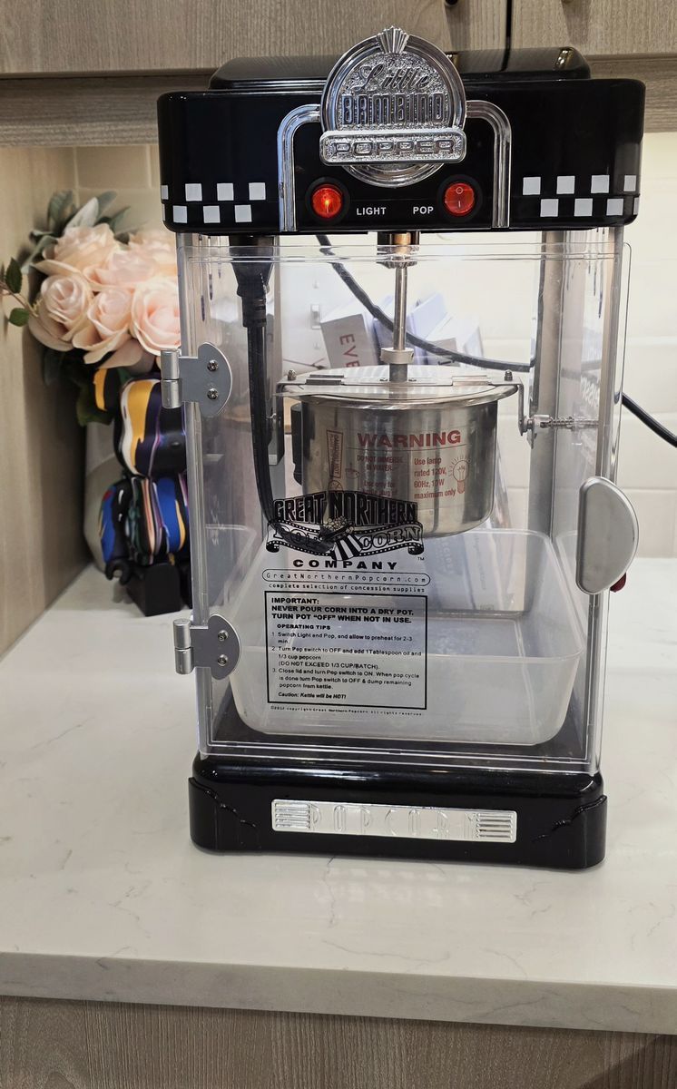 Popcorn machine