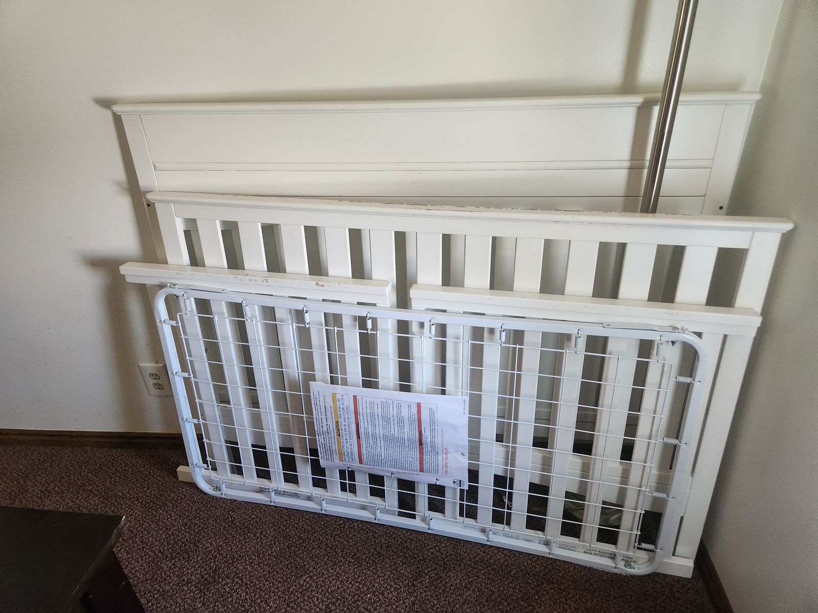 White crib