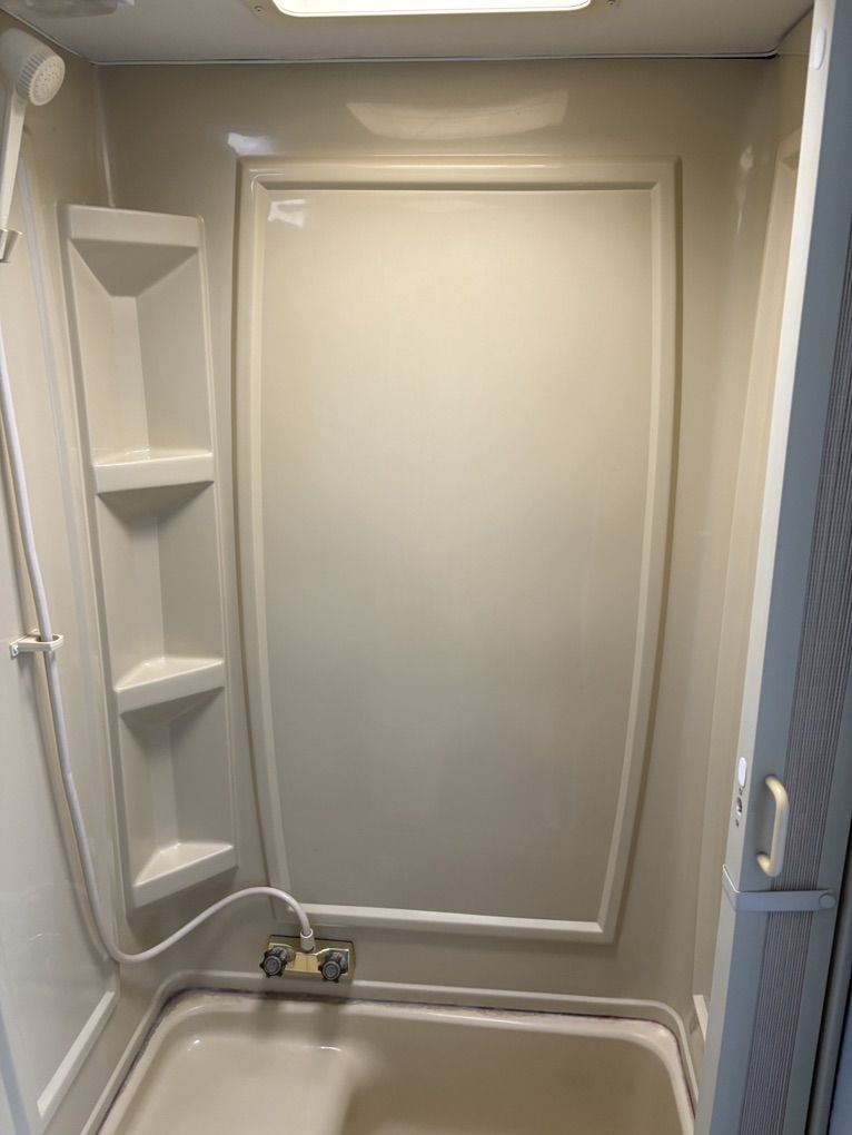 Main image 12