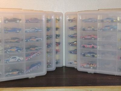 Hot Wheels - Race Team, Real Riders, Treasure Hunts & Color Shifters