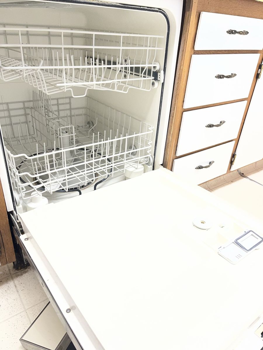 Main image 4