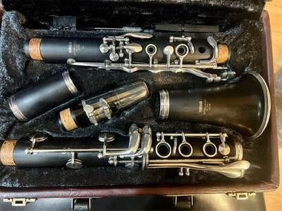 YAMAHA 52 WOOD CLARINET - VANDOREN MOUTHPIECE!