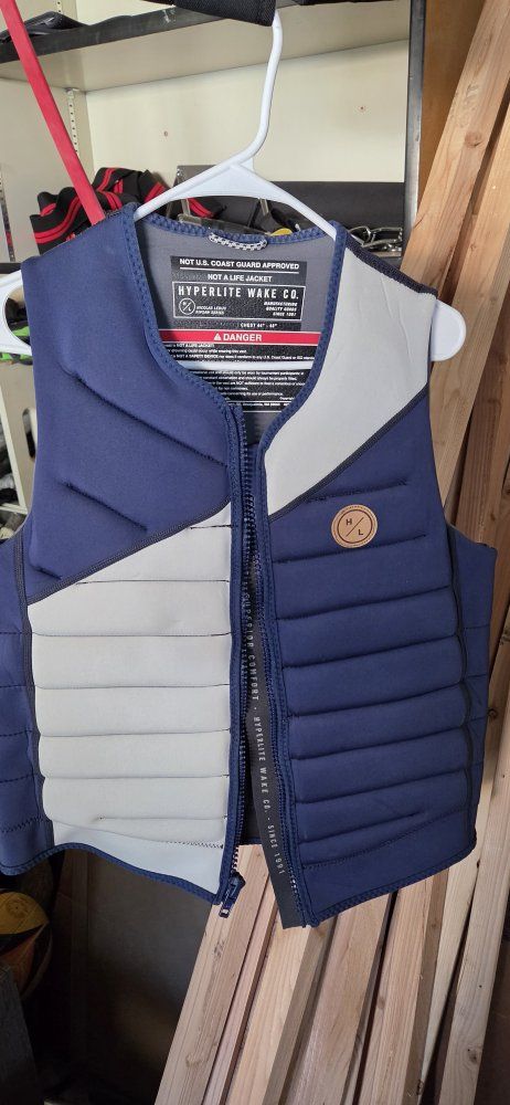Hyperlite Wake Co. Nicolas Leduc Ripsaw Series Wakeboard Vest, Men's Chest 44"-48"