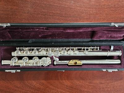 Yamaha YFL-462 Flute