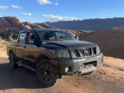 2012 NISSAN TITAN PRO-4X