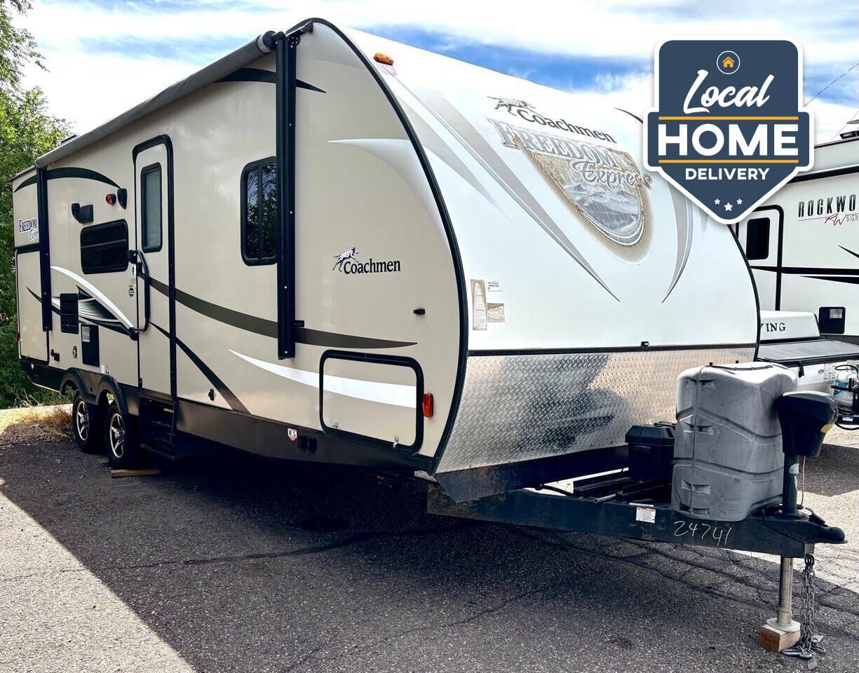 2017 Forest River Coachmen Freedom Express 248RBS