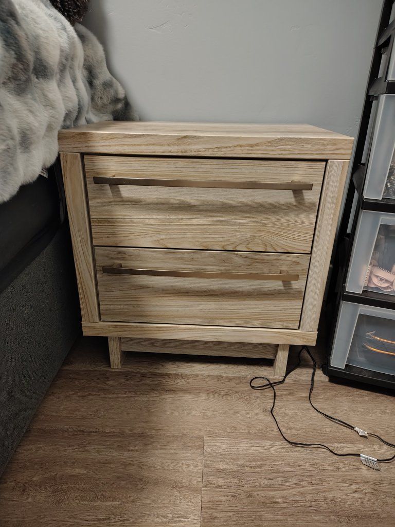 2 sgnature by Ashley bedroom end tables