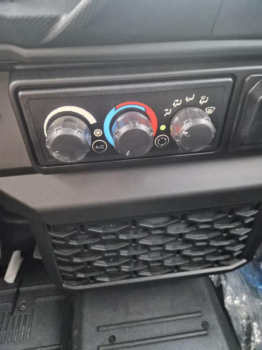 Main image 12