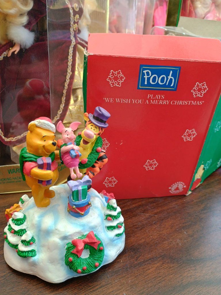 Winnie the Pooh Musical Figurine