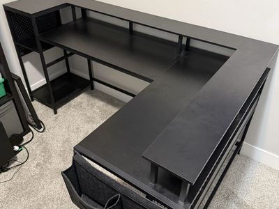 L Desk