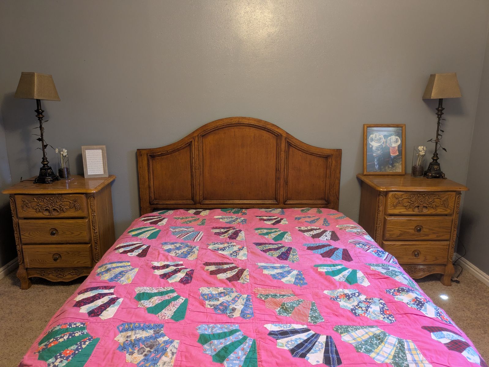 Gorgeous Vintage hand stitched quilt