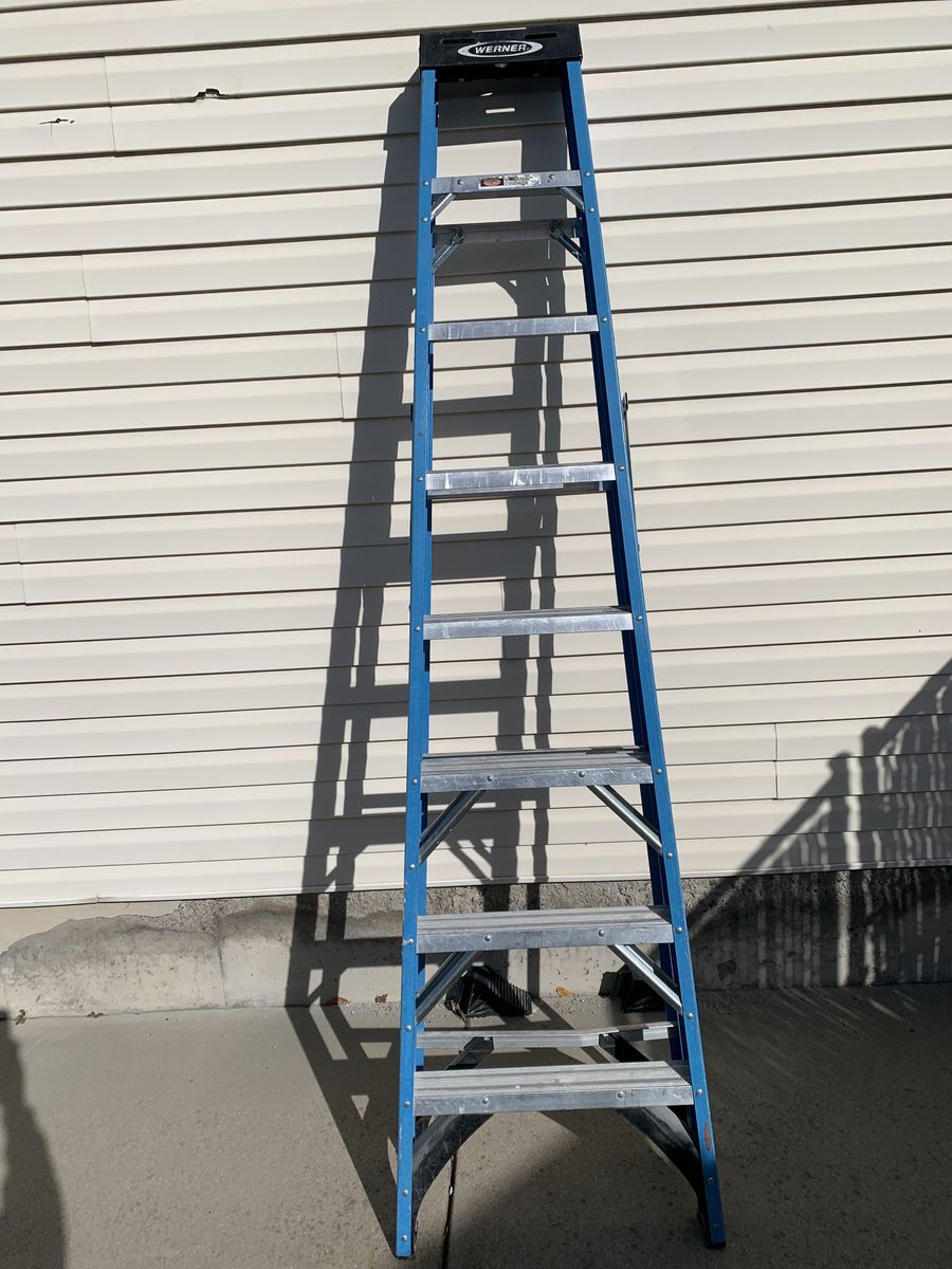 8' Ladder