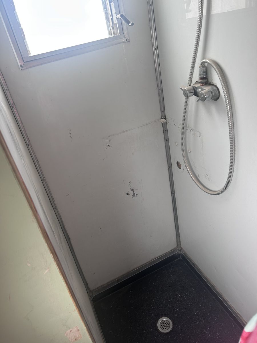 Main image 6