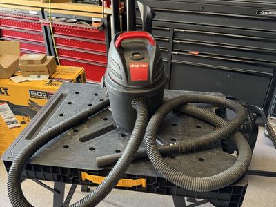 Shop-Vac L250 2.5 Gallon 2.5 HP Wet/Dry Vacuum