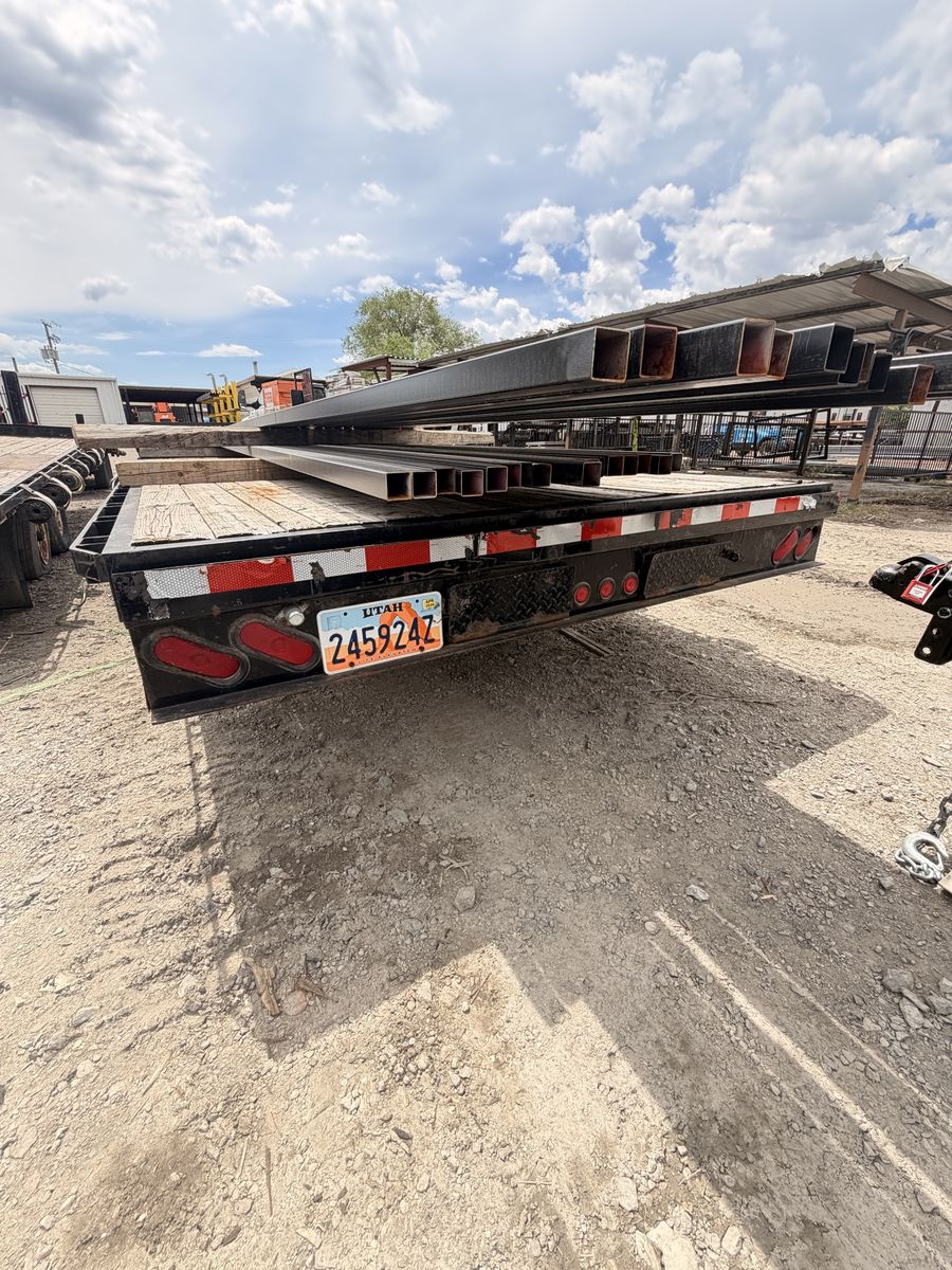 Trailer