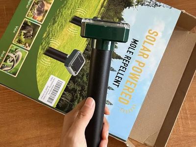 NEW Mole Repellent for Lawns 8 Pack, Solar Powered Mole Repeller Ultrasonic Gopher Repellent, Waterproof Vole Vibration Stakes