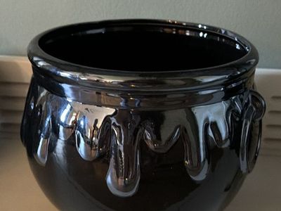 Halloween Black Ceramic Cauldron Pot Planter Drip Glaze Design