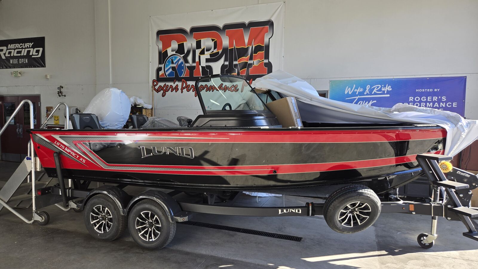 2026 Lund 1875 Impact XS Sport