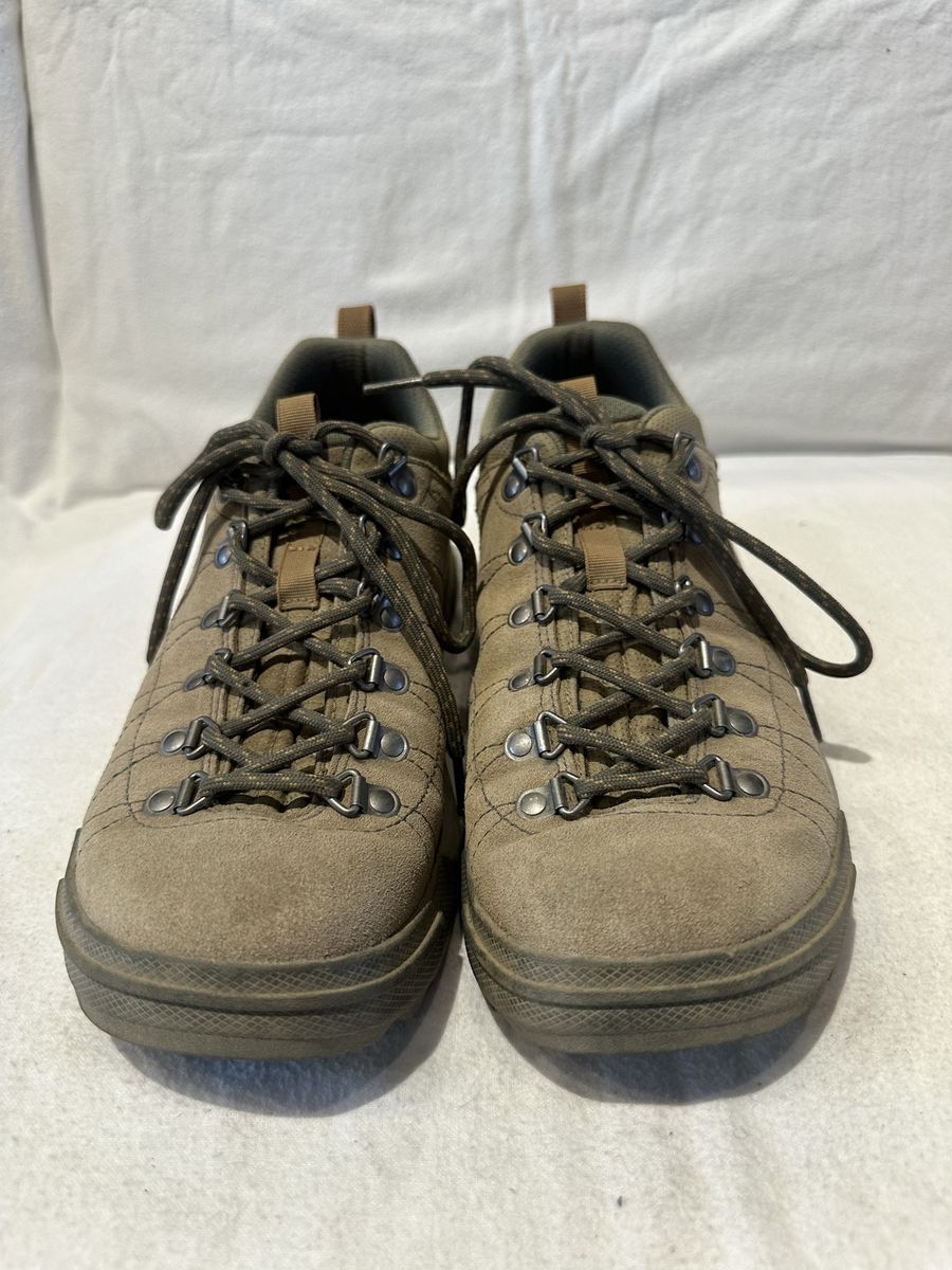 Oboz men’s size 9 beige Leather/textile, hiking shoes