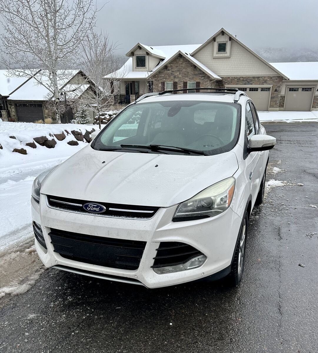 2016 FORD ESCAPE Titanium