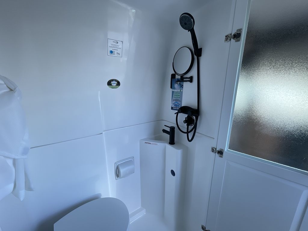 Main image 30