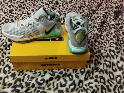 Size 10 - Nike LeBron Witness 7 Flat Pewter Mint