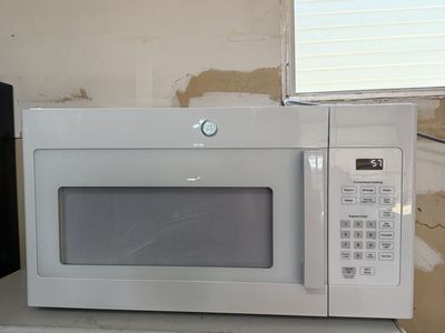 GE microwave