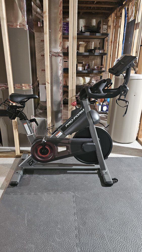 Pro-Form Sport CX Exercise Bike - Excellent Condition Indoor Cycling Trainer