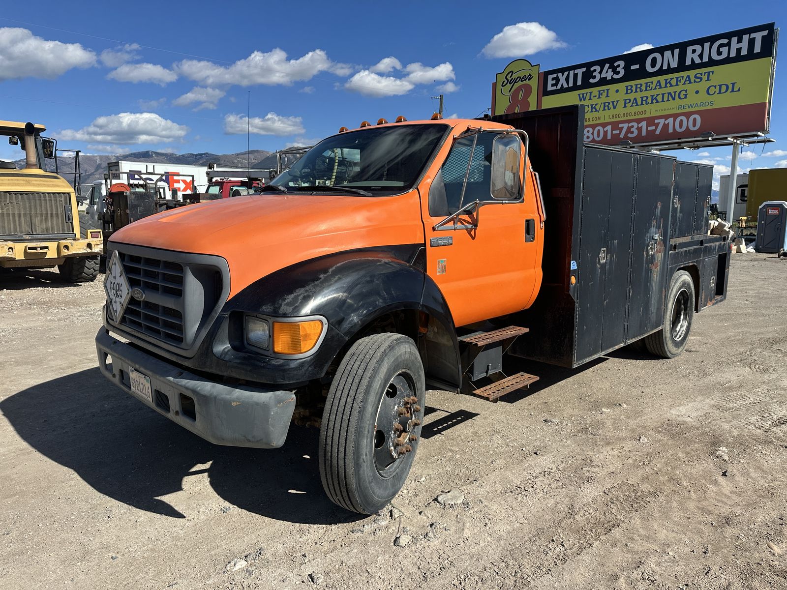 2003 Ford F650