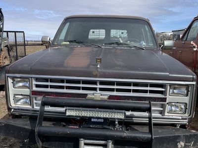 1986 Chevy suburban
