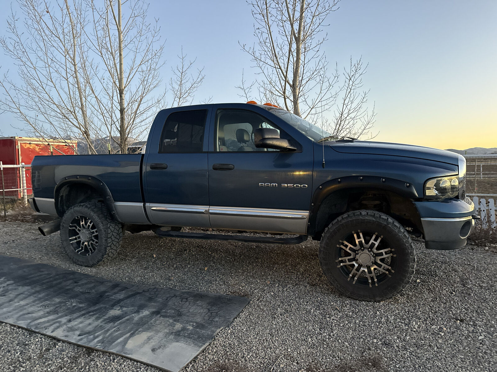 2005 Dodge Ram 3500 Laramie SLT