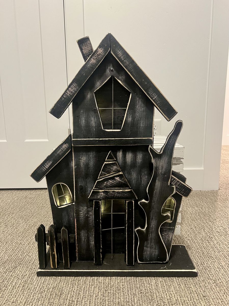 Kirklands LED Wooden Haunted House